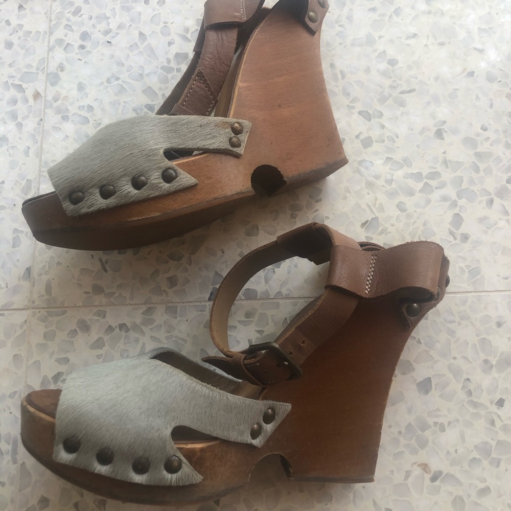 Hoss Intropia Wedge Sandal